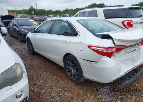 2016 Toyota Camry Xse z USA, uszkodzony, nr VIN 4T1BF1FK5GU201493